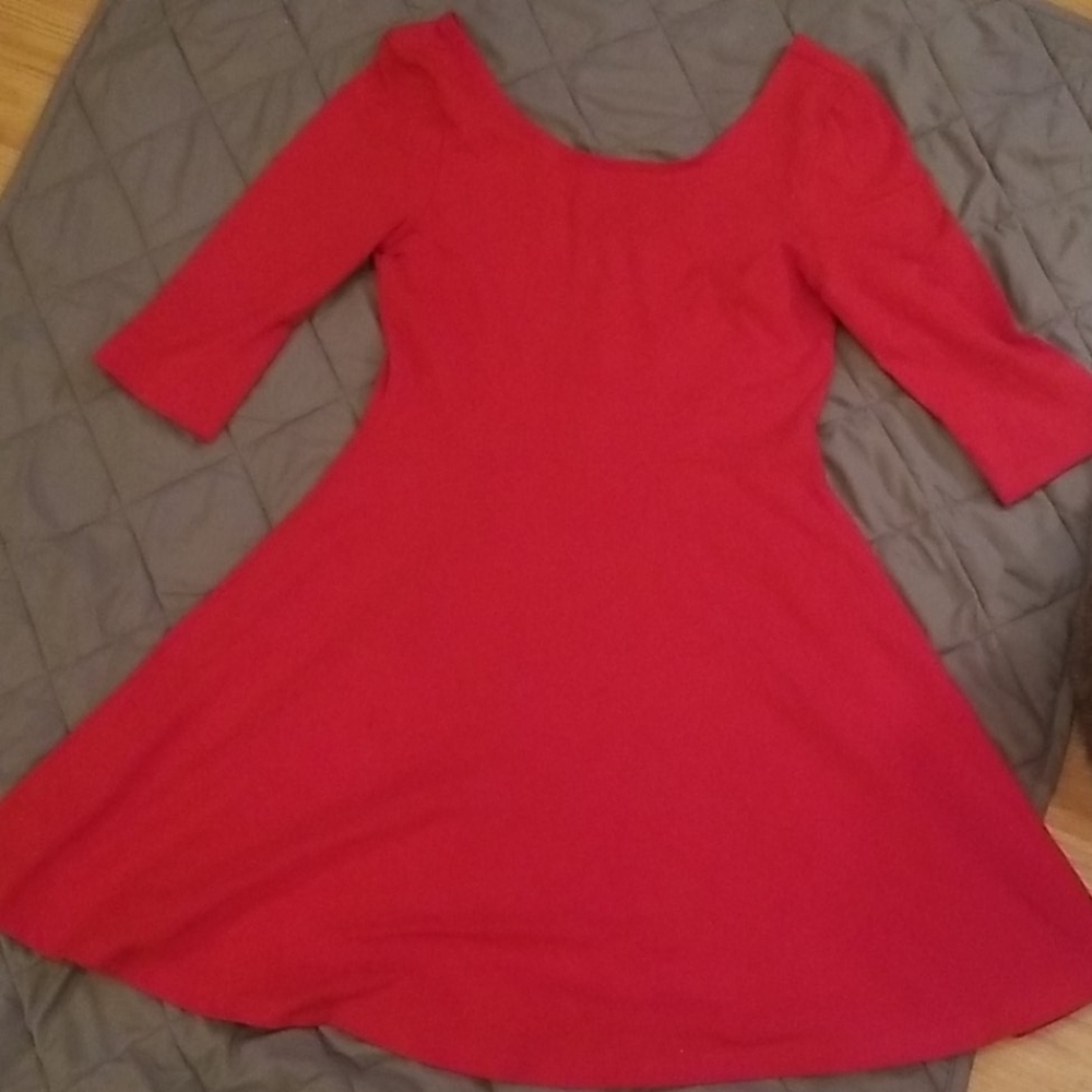 EXPRESS: SIZE S/P RED DRESS